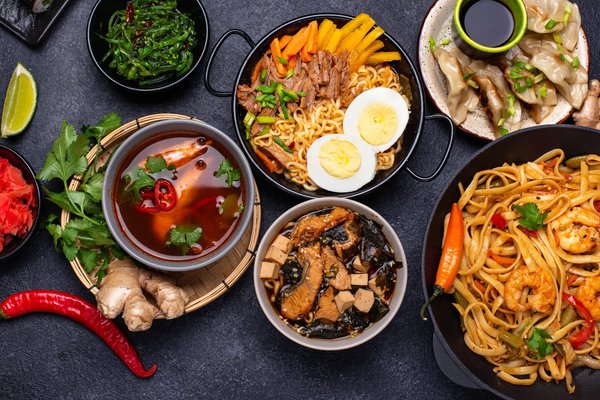 Les avantages d'un cuiseur de riz gluant pour des plats asiatiques authentiques